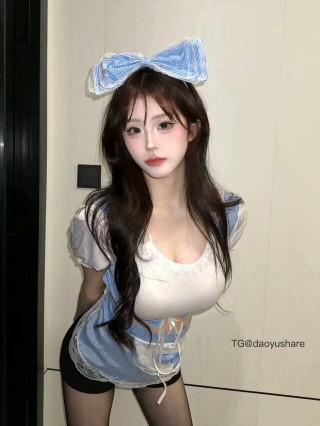 强妈 2025-06-12 23:37:25 穿黑丝不需要理由