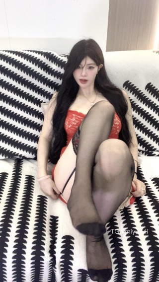 达咩酱 2025-05-29 01:44:38 解锁红衣 可解锁更多视角