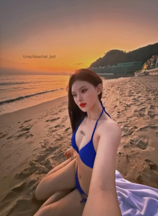 兰兰小可爱 2024-10-16 21:50:34 海边游