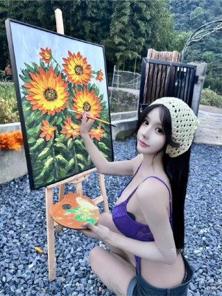 娜依灵儿 2024-10-13 13:53:51 紫色诱惑