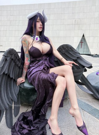 希希Gina 2024-11-03 21:23:33 性感完美身材➕紫色天使 照片