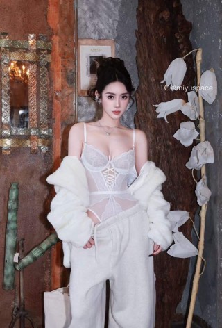 Philomena 2025-06-23 00:08:36 白狐