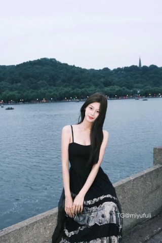 冰糖雪梨 2025-05-29 10:47:27 我要陪着你，一直