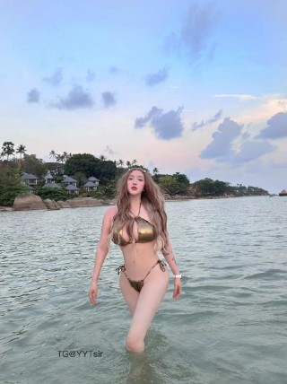 你的渡口 2025-07-17 10:20:37 【付费贴】整整28张口子姐私🏠图集新鲜出炉🔥