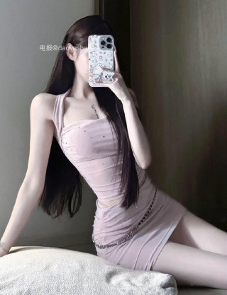 午夜桃香 2025-08-20 13:34:59 可以就叫我吗？就两个字