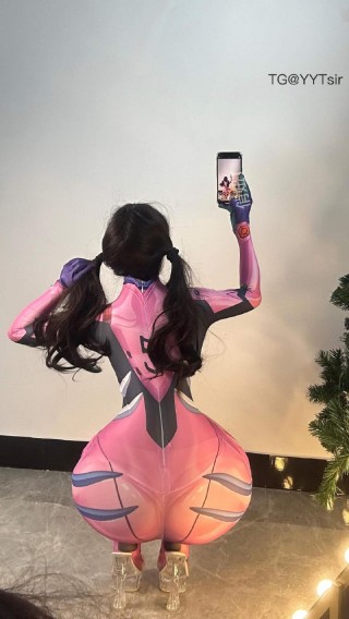 俏妞 2025-06-15 18:06:29 你都很久没说爱我了，难过