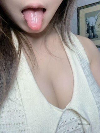 小意oO_ 2025-04-15 18:07:43 清纯美丽少女