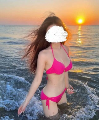 洛九川 2025-08-04 15:16:17 有人笑着释怀有人在风里爱了又爱