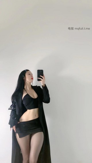 俏妞qiaoniuTT 2024-07-28 03:49:49 这有什么的