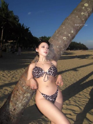 鹅鹅的秘密 2025-04-29 21:27:14 沙滩美女🏖️比基尼👙
