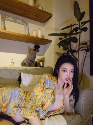 徐珺 2024-11-02 17:01:40 我重新把两组照片全都放在了铁粉帖里