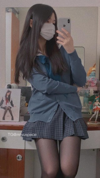 你真嗣个笨蛋 2025-08-18 23:32:51 蓝色系