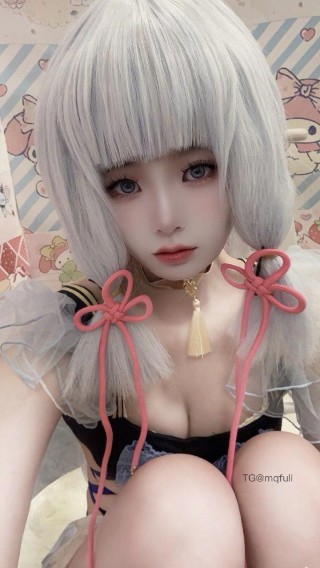 睡睡平安 2025-02-05 14:38:33 性感cos怼镜自拍❤️妹妹就是你们的快乐福音