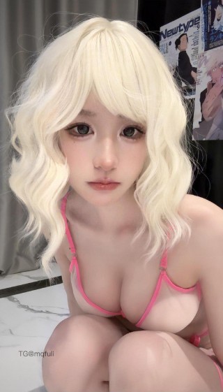 超蓝布罗莉 2025-05-02 23:12:14 限定套装🤫金发魔女露脸系列