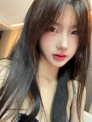 一只香 2025-08-19 10:08:11 你会为我撑伞吗