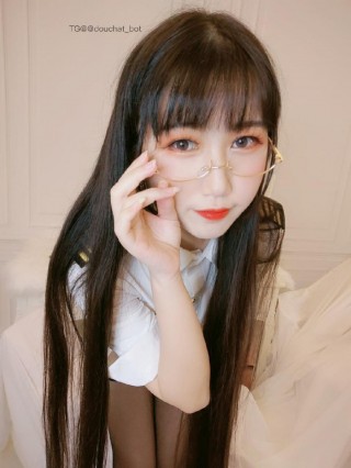 呆猫猫m_ 2024-08-15 17:33:06 铁粉专享 穿制服的小姨子