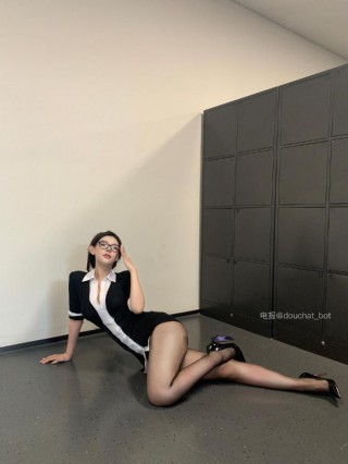 夹心饼干包 2024-08-26 16:06:05 这种老师上课 你都要缺席么