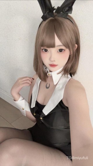 小瞳 2025-08-18 16:11:45 得不到的永远在骚动