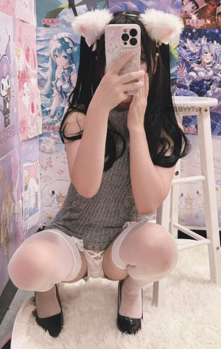 睡睡平安 2024-12-18 11:14:52 性感白色透视蕾丝情趣👙超低胸