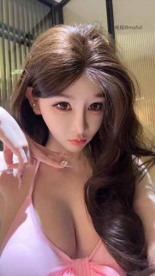 无欲无求的推土君 2025-03-01 15:11:15 粉色比基尼😍是你喜欢看的