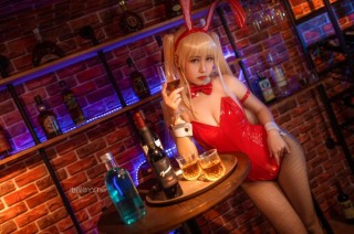 呆猫猫m_ 2024-09-09 12:54:27 红色猫猫女郎7连拍 长腿➕渔网袜