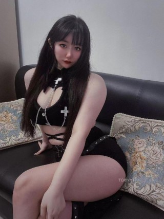 小熊五花肉 2025-05-03 21:46:18 世界需要讲道理，但我最偏心你