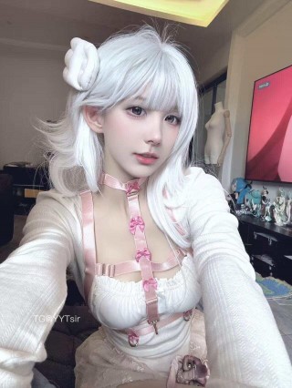 R奶乃 2025-06-29 17:33:52 若不是你突然闯进我生活
