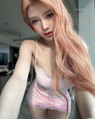 超辣辣超哇塞 2024-12-02 01:55:29 谁还不是小公主