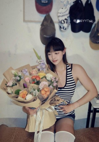 美羊羊 2025-07-13 11:41:26 看着我的眼睛 真的没感觉嘛