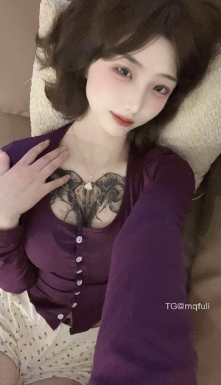吞吞 2025-05-29 15:23:00 封面越乖，内容越嗨😯