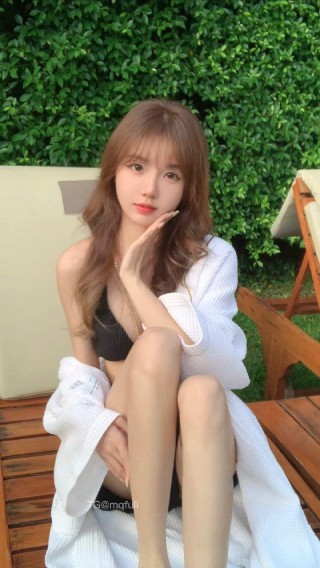 相扑猫 2024-11-24 23:12:00 清纯无辜小学妹💧露脸直出
