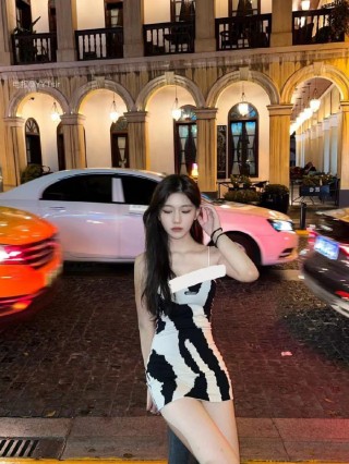 独留 2024-10-05 14:21:33 好晒啊谁来撑个伞！解锁超粉查看所有内容
