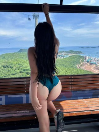 En1x1 2025-04-22 03:55:50 肥🍑而不腻🔥腰臀比绝对是你的最爱