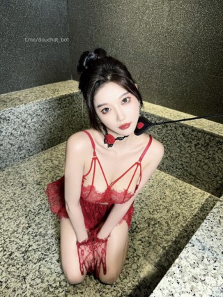 杨晨晨 2024-11-18 20:51:08 红色性感系列 最佳男友视角