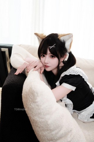 孟程程 2025-02-26 14:56:01 今天是黑色女仆小猫