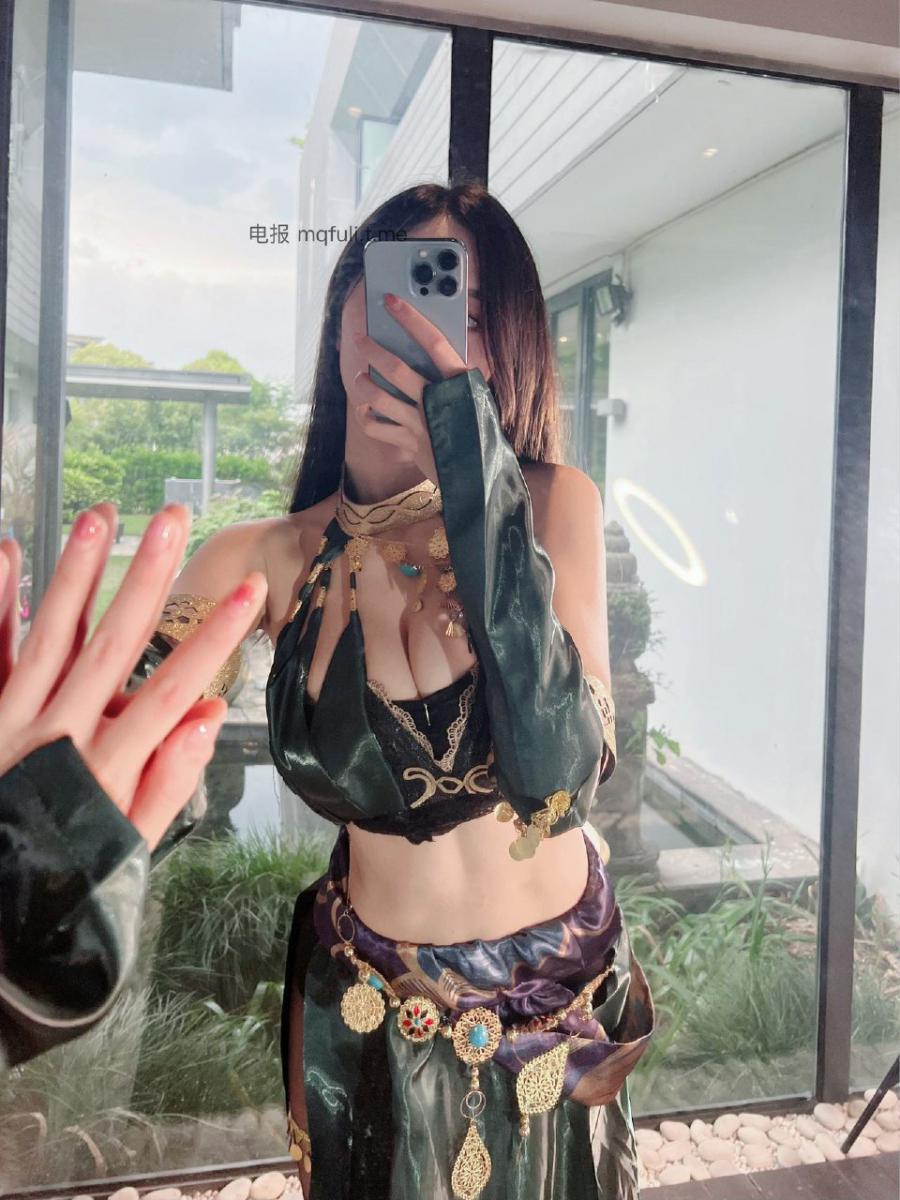 小玉吃果冻 2024-04-29 15:34:30 最近手头有点紧 能借你的手牵牵吗