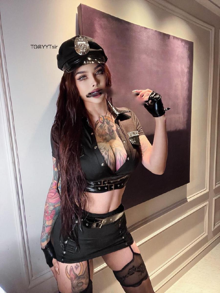 希希Gina 2024-05-09 14:41:33 铁粉专享贴 鼻血🩸预警Cos反差既视感