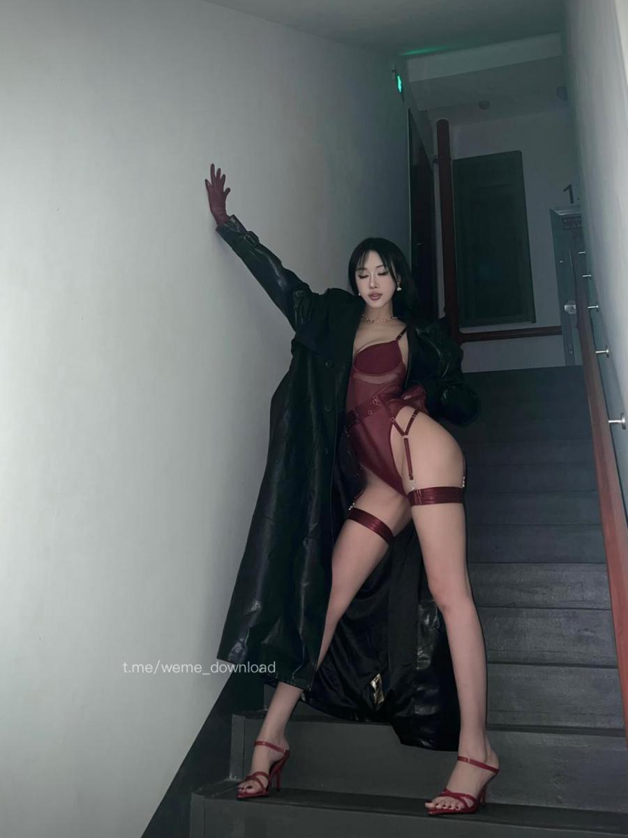 孟晓艺 2024-07-17 20:41:15 深夜楼道漏出拍摄的作品