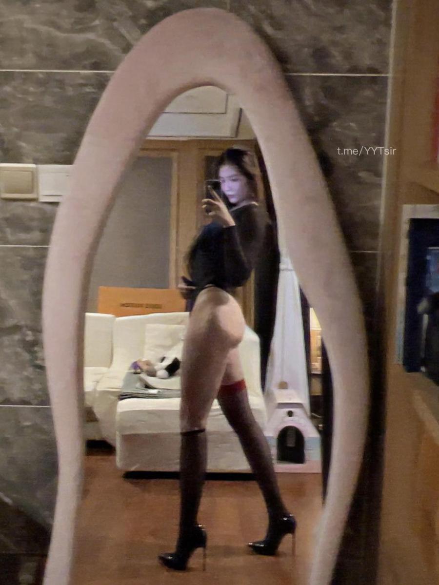 娜比meow 2024-07-25 22:23:07 照片