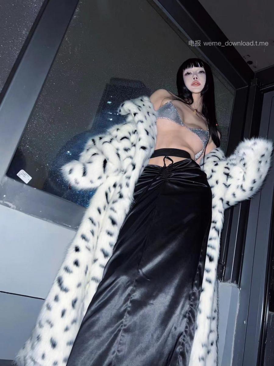 孟晓艺 2024-07-11 22:06:12 绝对私密㊙️时刻 铁粉，超粉免费👀