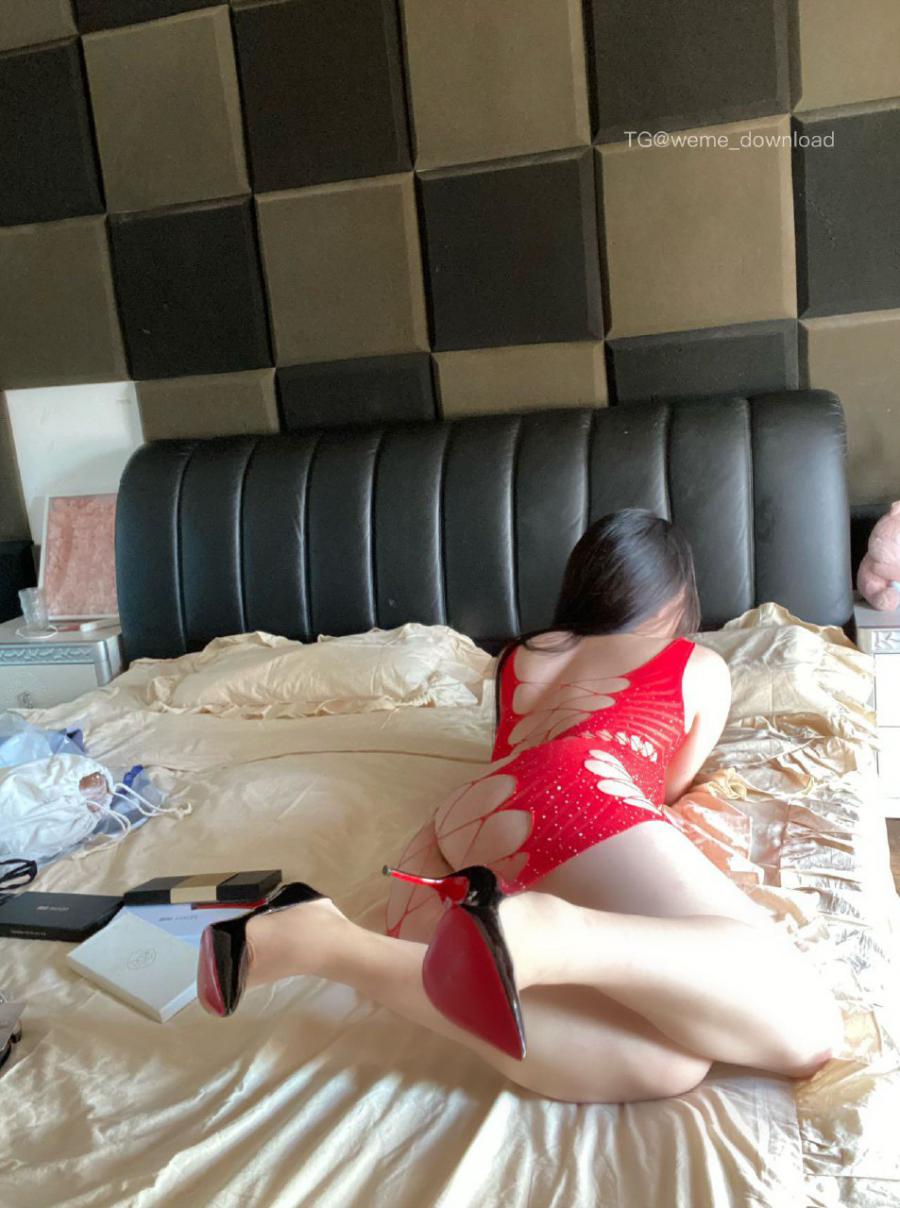 lelepigbaby 2024-07-31 00:49:30 性感全身渔网套装一根丁字