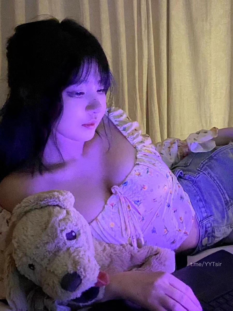 鹅鹅 2024-07-10 15:41:35 给你们个造型吧