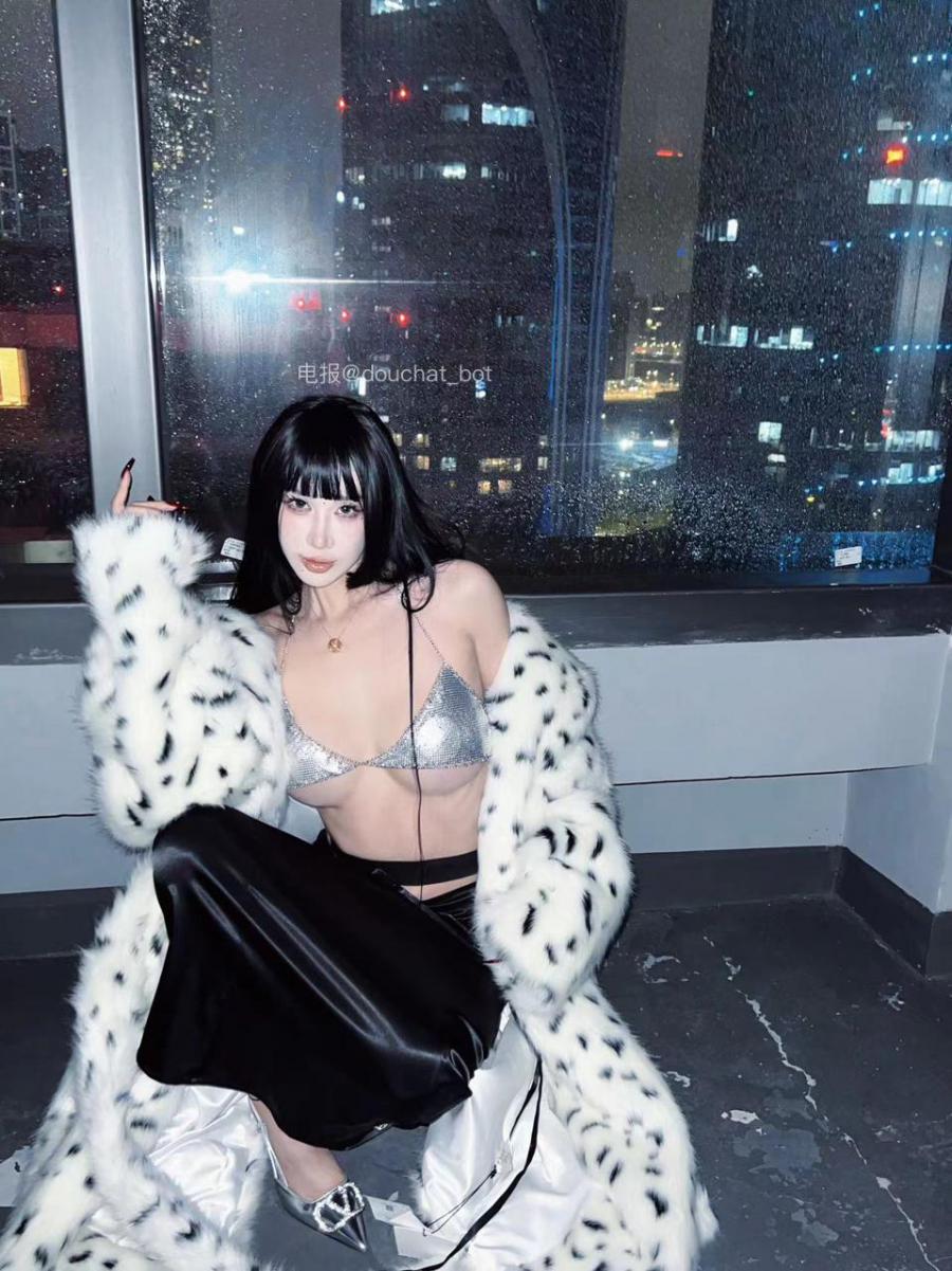 孟晓艺 2024-07-11 22:06:12 绝对私密㊙️时刻 铁粉，超粉免费👀