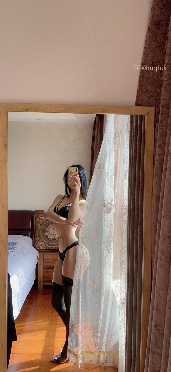 俏妞qiaoniutT 2024-07-09 15:02:25 自己看不到的视角 你也看不到