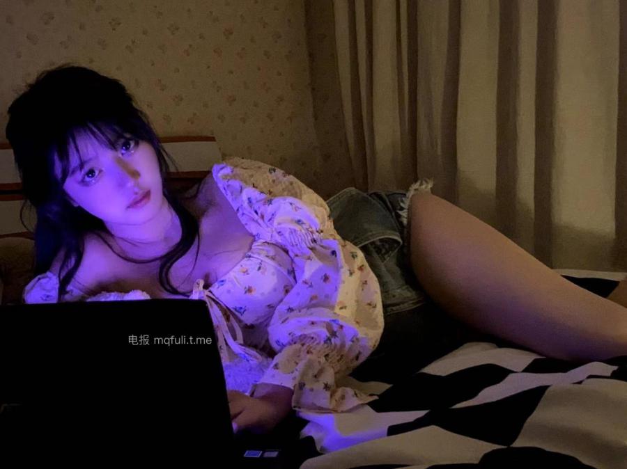 鹅鹅 2024-07-10 15:41:35 给你们个造型吧