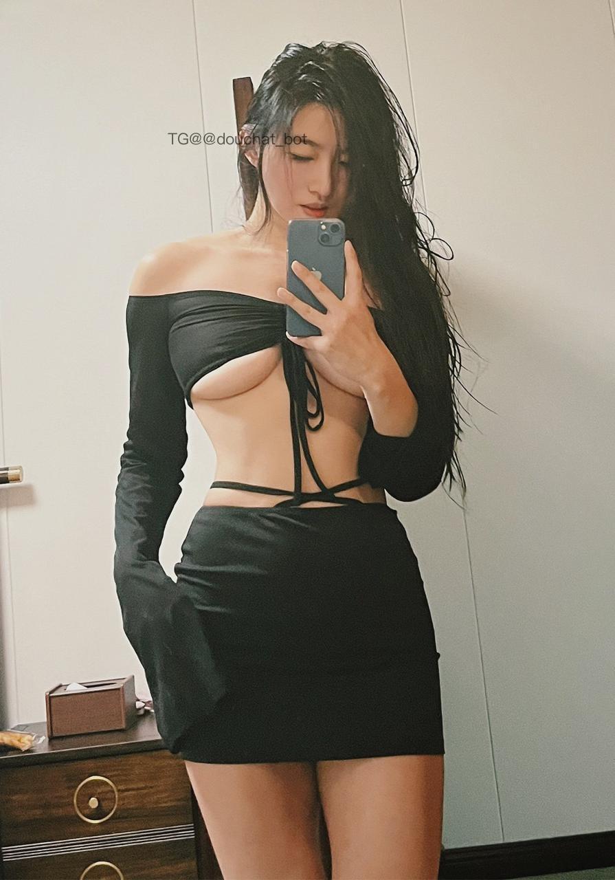 宝儿茹 2024-08-23 17:56:28 开局就做女王👑