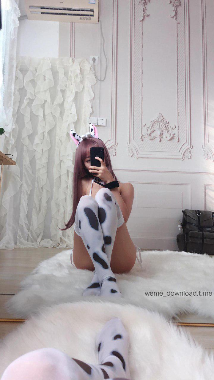 利世 2024-08-15 02:42:50 姐妹成双👭快乐加倍 双人小奶牛三点式一根绳套装