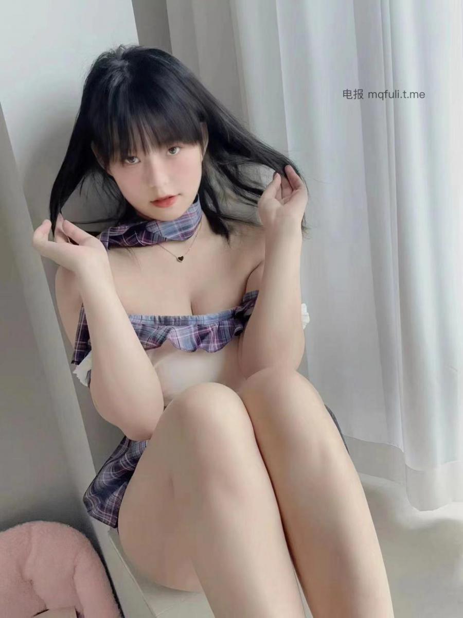 冉星妍的猫 2024-08-04 15:59:46 喜欢吗？拿下我就是你的