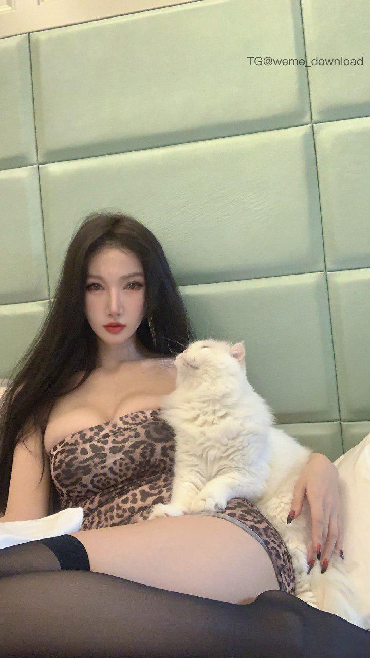 陈怡曼 2024-09-27 15:31:22 御姐风情❤️豹纹战袍申请出战