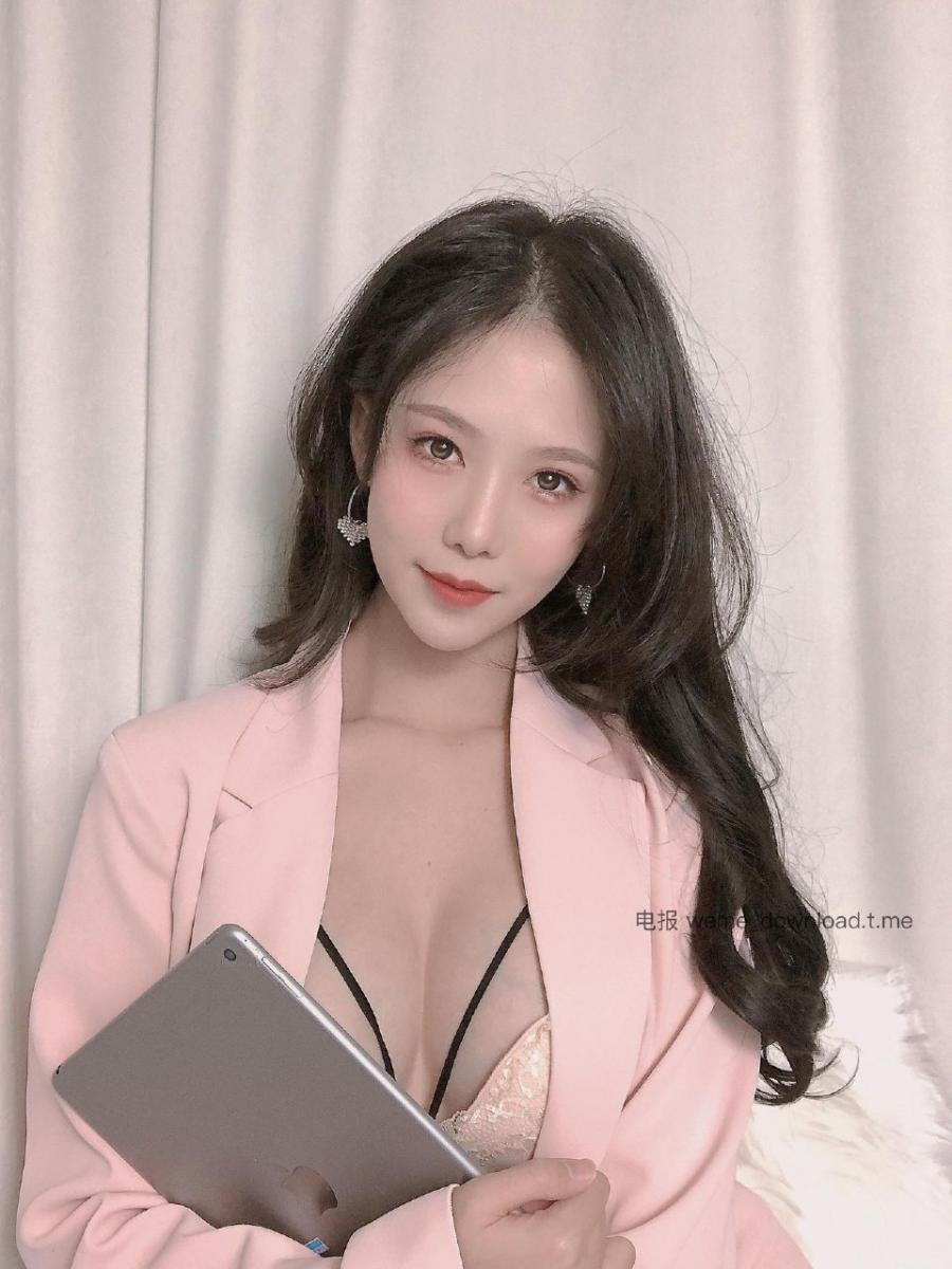 利世 2024-09-18 19:38:40 西装大秘☺️真空前行